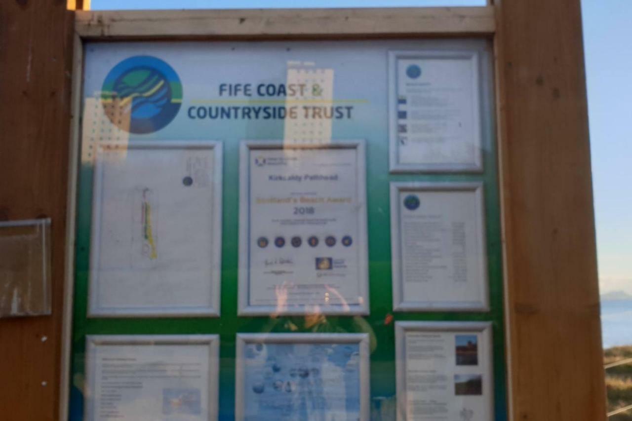 The Beach Apartment, Near Outlander Location カーコーディ エクステリア 写真