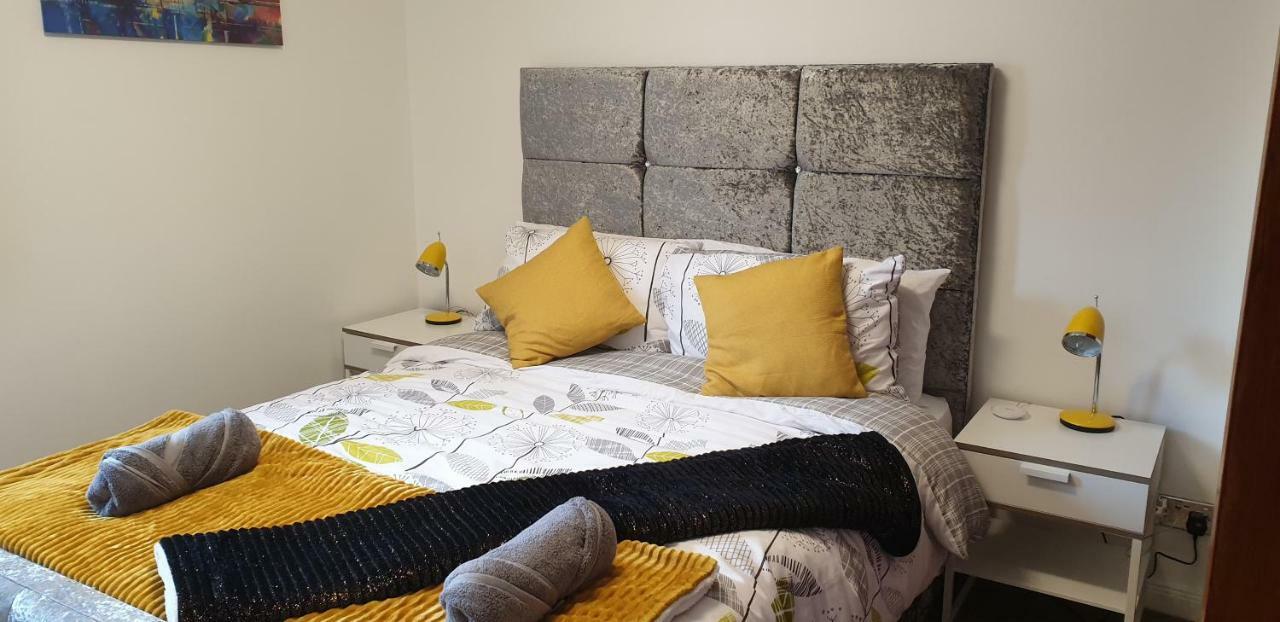 The Beach Apartment, Near Outlander Location カーコーディ エクステリア 写真