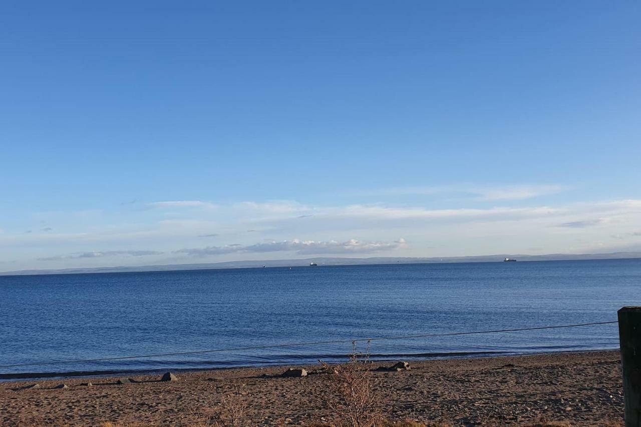The Beach Apartment, Near Outlander Location カーコーディ エクステリア 写真