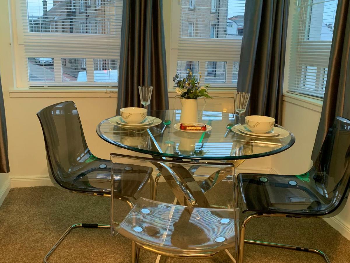 The Beach Apartment, Near Outlander Location カーコーディ エクステリア 写真